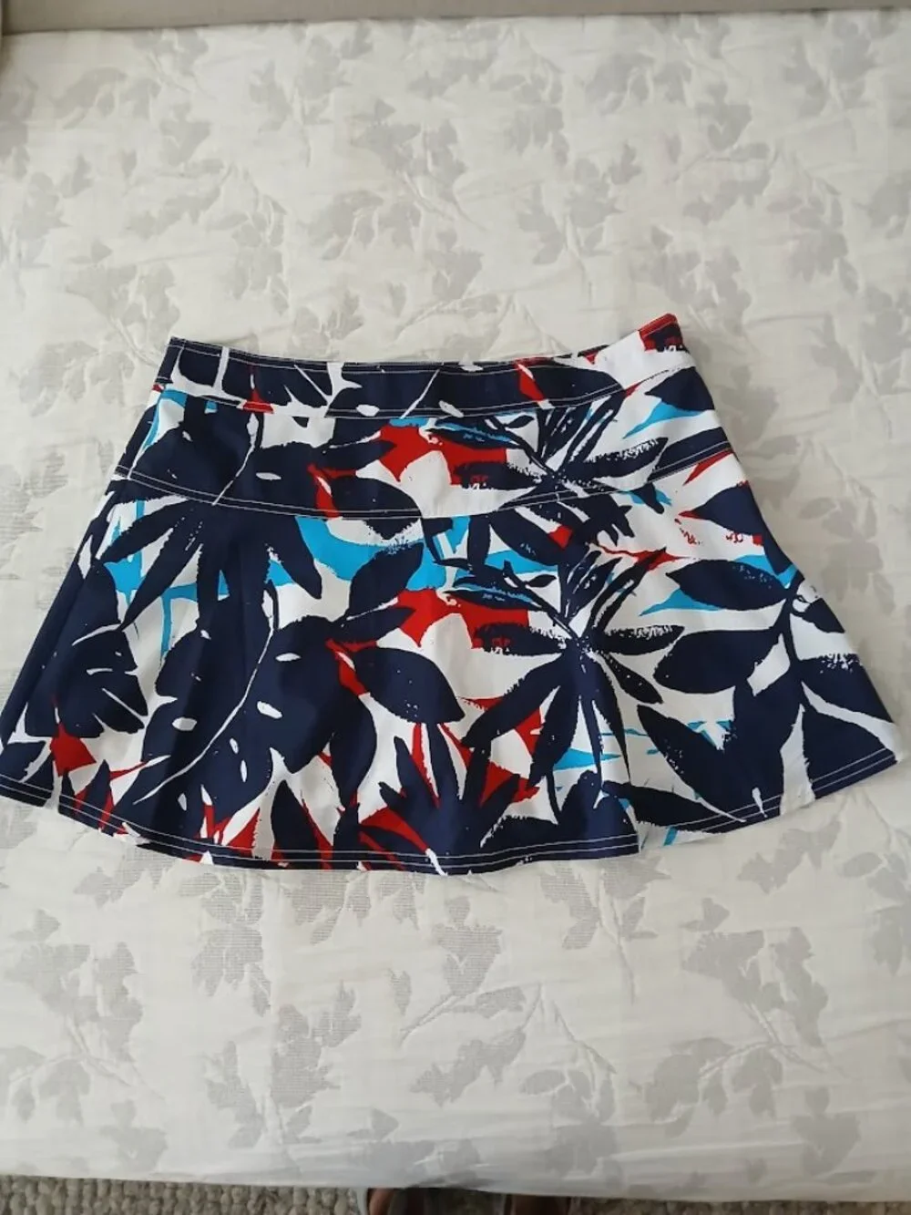 CHAPS Sport - Golf/ Tennis Skirt with inside shorts - 12